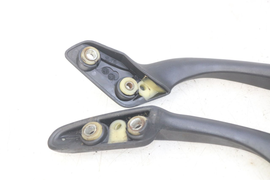 photo de MANILLAR TRASERO HONDA FES PANTHEON 2T 125 (1998 - 2002)