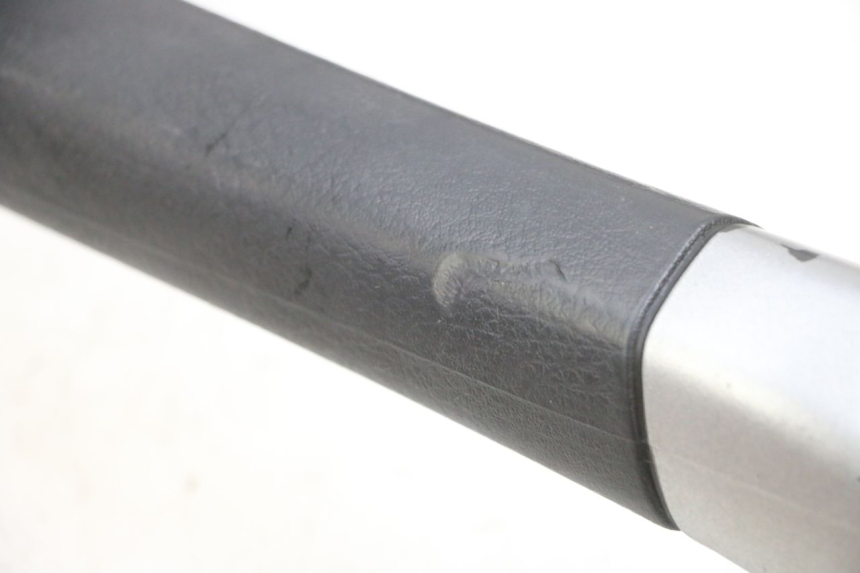 photo de ASIDERO IZQUIERDA PIAGGIO MP3 125 (2006 - 2014)