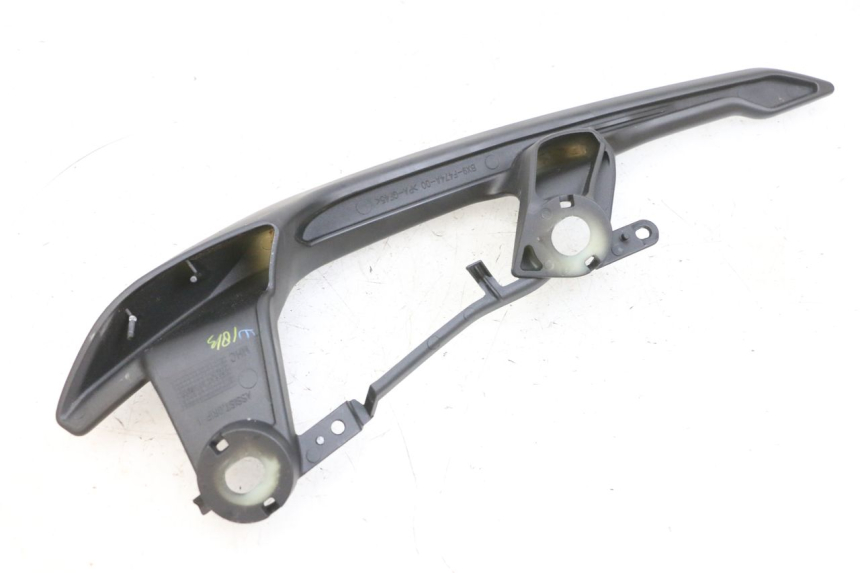 photo de ASIDERO IZQUIERDA YAMAHA TRICITY 300 (2020 - 2024) - Otra perspectiva