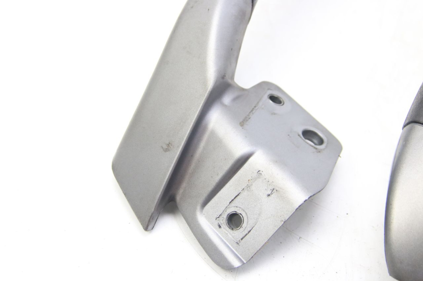 photo de MANILLAR TRASERO PIAGGIO MP3 125 (2006 - 2014)