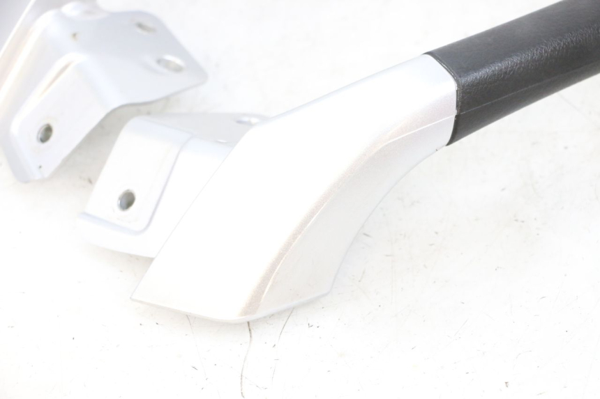 photo de ASIDERO PIAGGIO MP3 RL 250 (2007 - 2010) - Otra vista del artículo