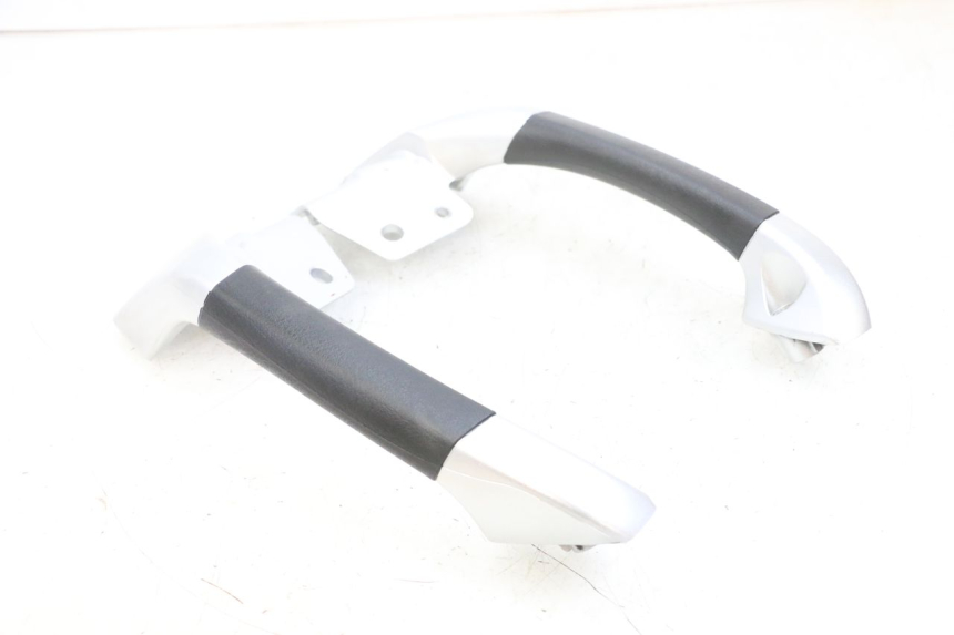 photo de ASIDERO PIAGGIO MP3 RL 250 (2007 - 2010) - Estado de la superficie y material