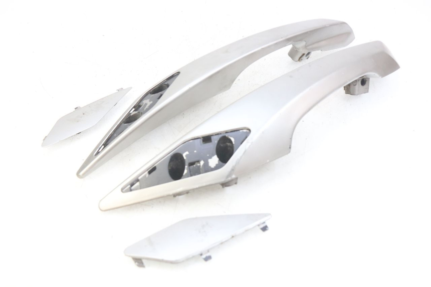 photo de MANILLAR TRASERO PEUGEOT SATELIS 125 (2010 - 2012)