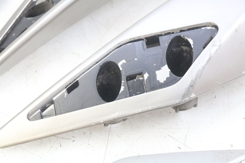 photo de MANILLAR TRASERO PEUGEOT SATELIS 125 (2010 - 2012)