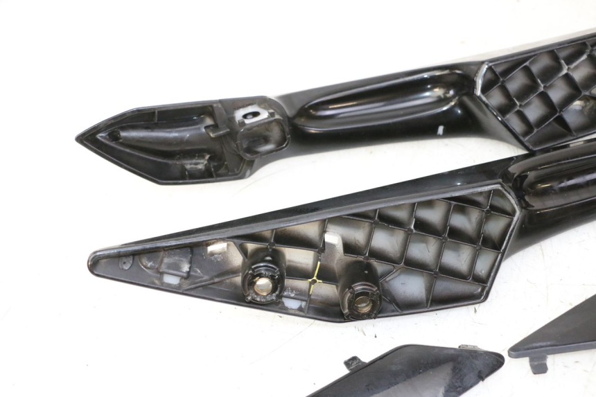 photo de MANILLAR TRASERO PEUGEOT SATELIS 125 (2010 - 2012)