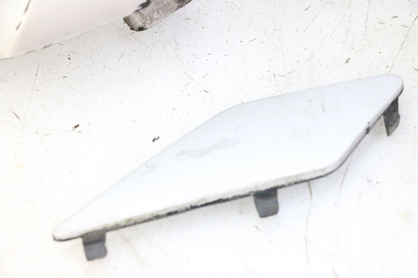 photo de MANILLAR TRASERO PEUGEOT SATELIS 125 (2006 - 2009)