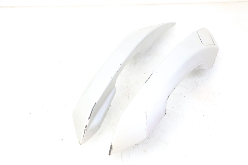 photo de MANILLAR TRASERO PEUGEOT SATELIS 125 (2006 - 2009)