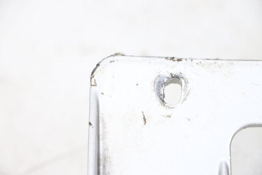 photo de MANETA TRASERA YAMAHA YP MAJESTY 125 (2002 - 2006) - Otra perspectiva