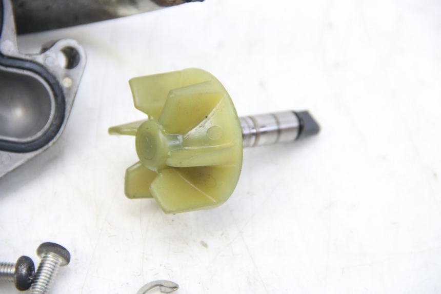 photo de BOMBA DE AGUA SUZUKI BURGMAN 125 (2007 - 2014)