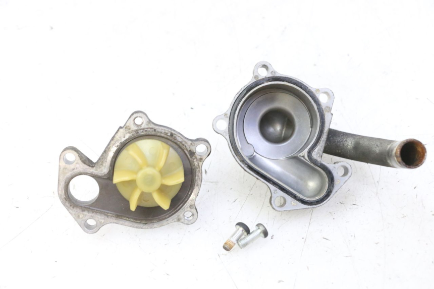 photo de BOMBA DE AGUA SUZUKI BURGMAN 125 (2007 - 2014)