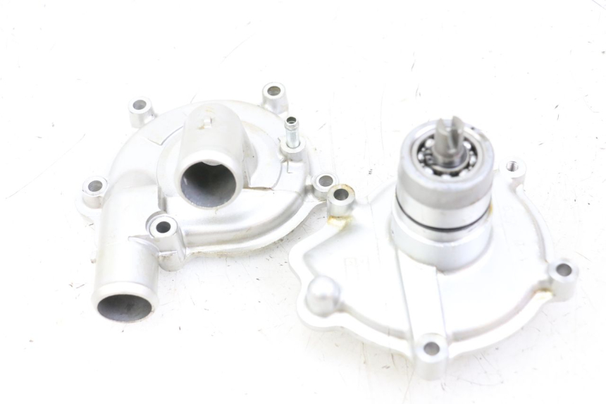 photo de BOMBA DE AGUA YAMAHA FJR ABS 1300 (2006 - 2012)