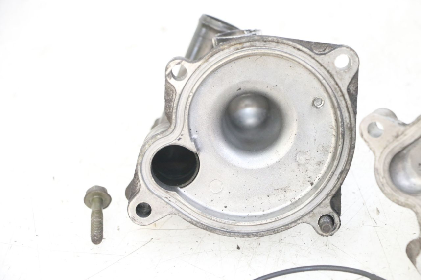 photo de BOMBA AGUA YAMAHA FZS FAZER 600 (2001 - 2003)