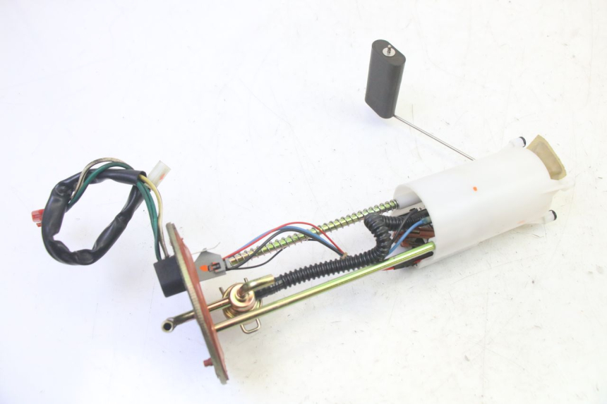 photo de BOMBA GASOLINA QUADRO 4 4D 350 (2015 - 2018)