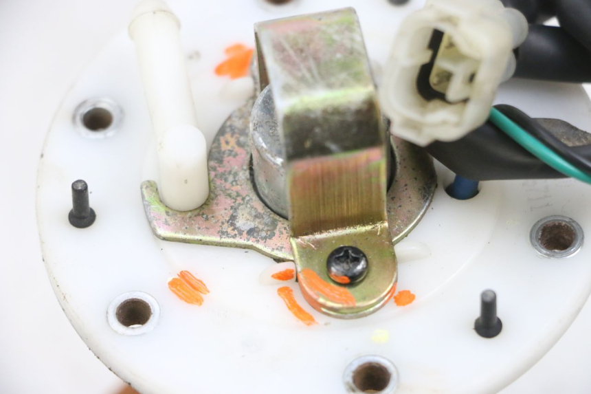 photo de BOMBA DE COMBUSTIBLE KYMCO AGILITY 16+ 4T 50 (2018 - 2023) - Otra perspectiva