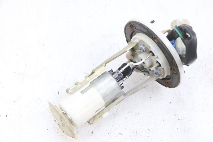 photo de BOMBA DE COMBUSTIBLE KYMCO AGILITY 16+ 4T 50 (2018 - 2023) - Recambio usado revisado