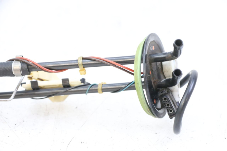 photo de BOMBA GASOLINA BMW C1 125 (2000 - 2003)