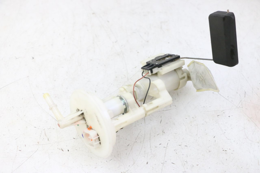 photo de BOMBA DE COMBUSTIBLE SUZUKI BURGMAN 125 (2007 - 2014)