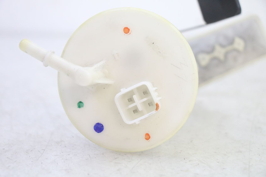 photo de BOMBA DE COMBUSTIBLE SUZUKI BURGMAN 125 (2007 - 2014) - Otra perspectiva