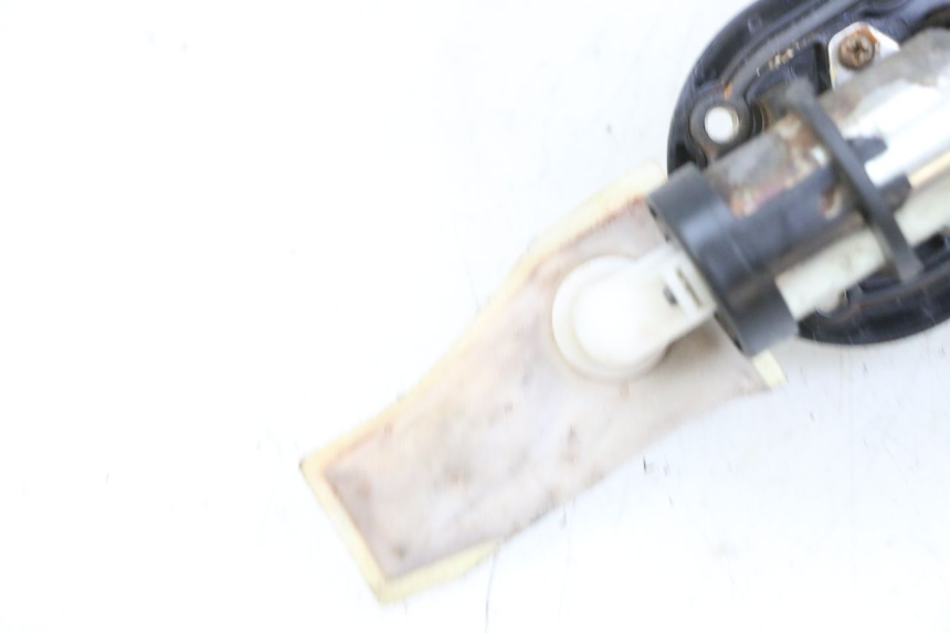 photo de BOMBA GASOLINA KSR CODE 125 (2018 - 2020) - Detalles de los puntos de fijación