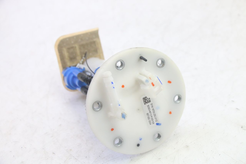 photo de BOMBA DE COMBUSTIBLE SYM FIDDLE 3 III 125 (2014 - 2020) - Otra perspectiva