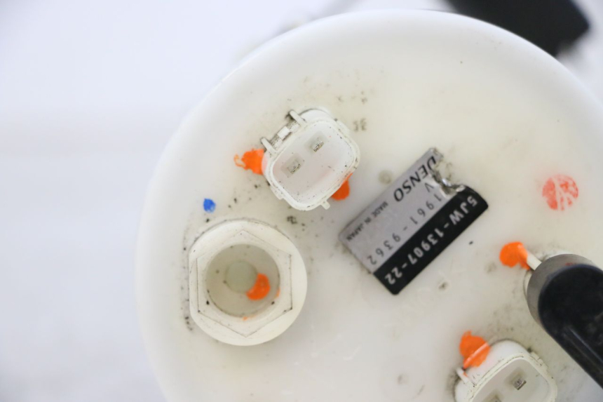 photo de BOMBA DE COMBUSTIBLE YAMAHA FJR ABS 1300 (2006 - 2012) - Otra vista del artículo