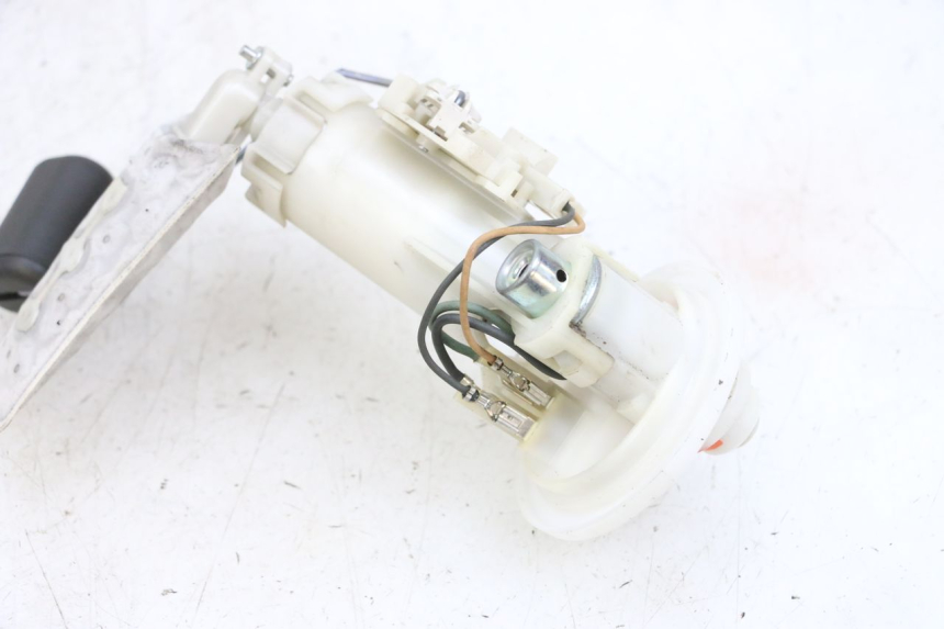 photo de BOMBA GASOLINA MBK FLIPPER 115 (2013 - 2017) - Otra perspectiva