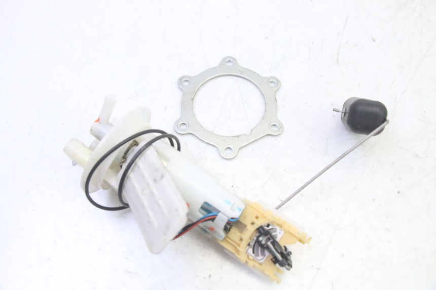photo de BOMBA GASOLINA BMW G310 R 310 (2016 - 2020)