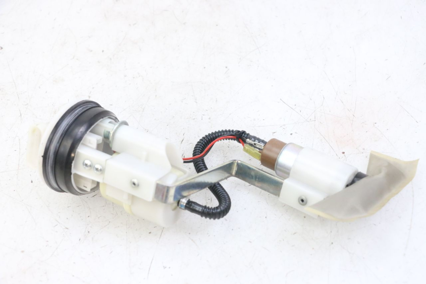 photo de BOMBA GASOLINA PIAGGIO IE MP3 YOURBAN 300 (2011 - 2016)