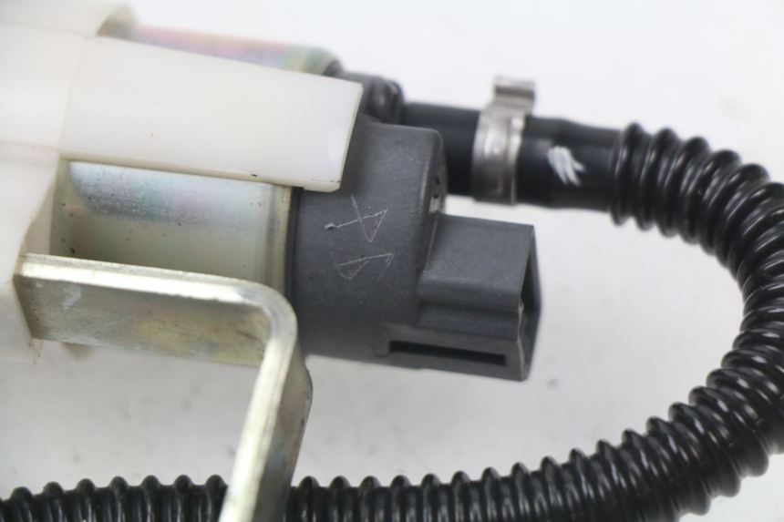 photo de BOMBA DE COMBUSTIBLE PIAGGIO MP3 LT 400 (2007 - 2012)