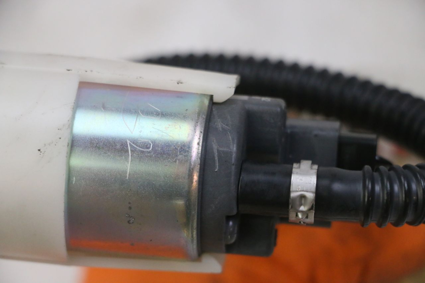 photo de BOMBA DE COMBUSTIBLE PIAGGIO MP3 LT 400 (2007 - 2012)