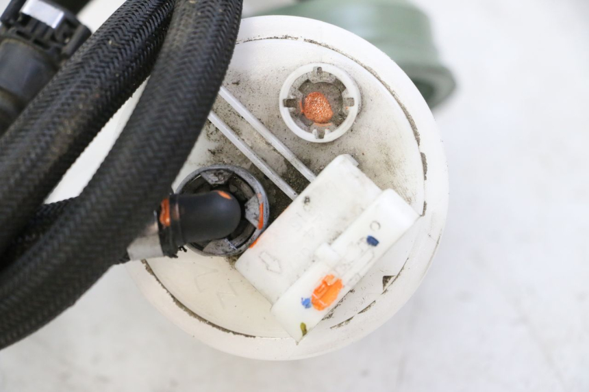 photo de BOMBA DE COMBUSTIBLE PIAGGIO MP3 500 (2014 - 2016)