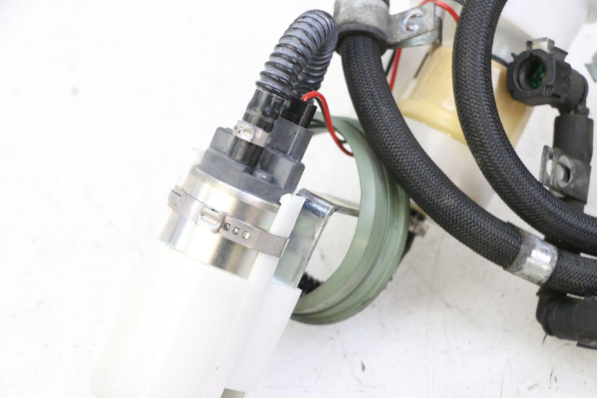 photo de BOMBA DE COMBUSTIBLE PIAGGIO MP3 500 (2014 - 2016)