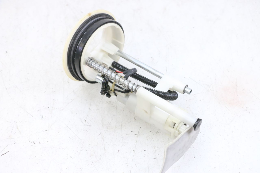 photo de BOMBA DE COMBUSTIBLE YAMAHA NEOS NEO'S 4T 50 (2008 - 2016) - Zoom estado de uso