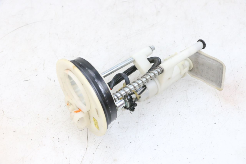 photo de BOMBA DE COMBUSTIBLE YAMAHA NEOS NEO'S 4T 50 (2008 - 2016) - Otra perspectiva