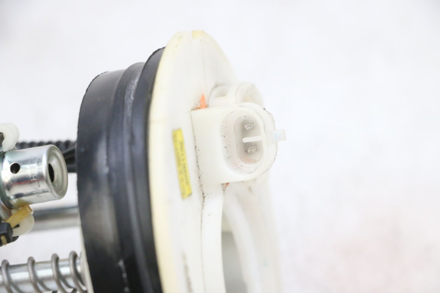 photo de BOMBA DE COMBUSTIBLE YAMAHA NEOS NEO'S 4T 50 (2008 - 2016) - Recambio usado revisado