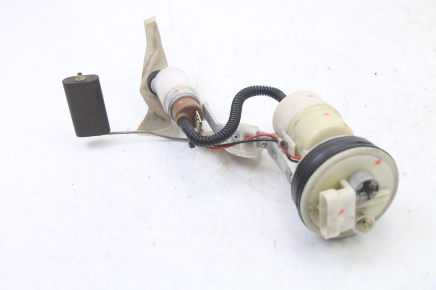 photo de BOMBA GASOLINA GILERA NEXUS 300 (2008 - 2013)