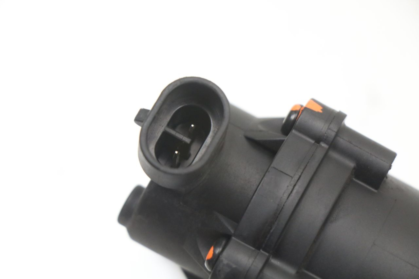 photo de BOMBA GASOLINA PEUGEOT STREETZONE I 2T 50 (2018 - 2020)