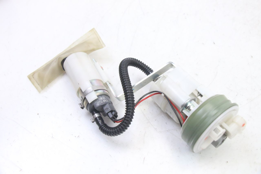 photo de BOMBA DE COMBUSTIBLE PIAGGIO MP3 500 (2014 - 2016)