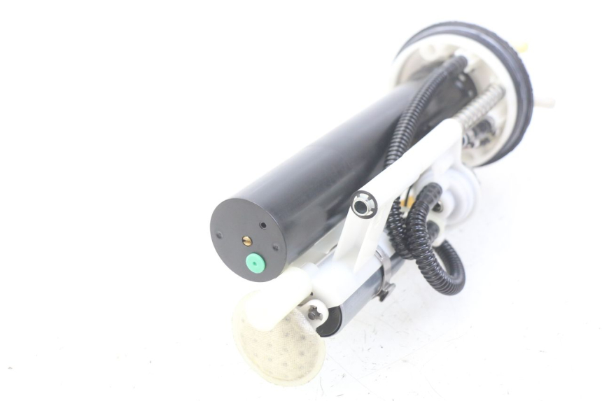 photo de BOMBA GASOLINA PEUGEOT SATELIS COMPRESSOR K15 125 (2006 - 2009)