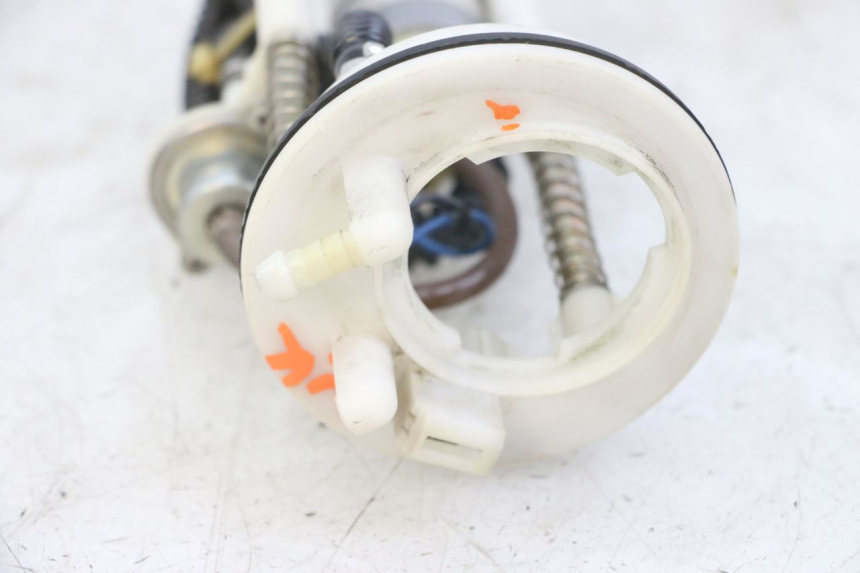 photo de BOMBA GASOLINA PEUGEOT SATELIS 125 (2013 - 2018)