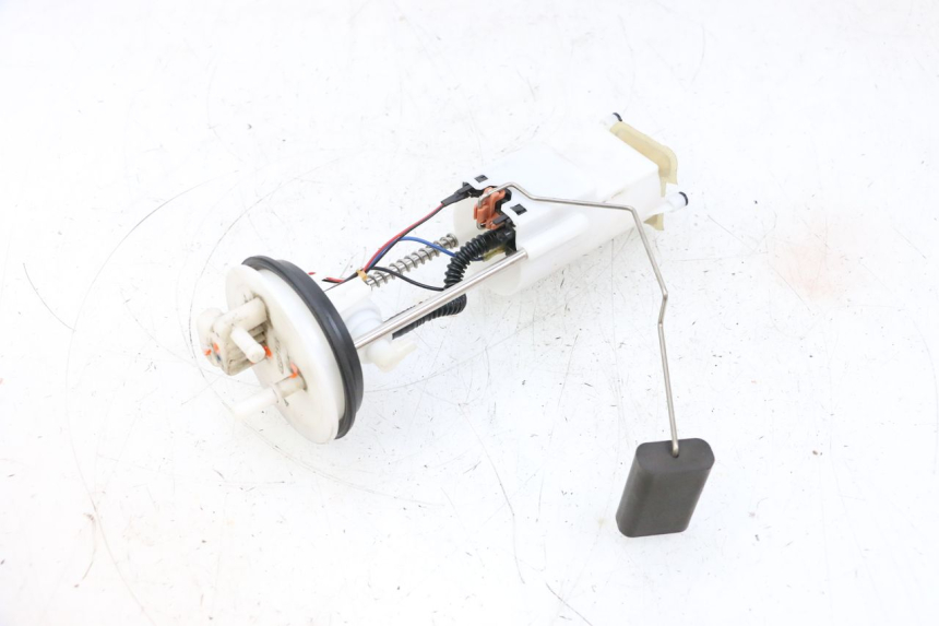 photo de BOMBA GASOLINA PEUGEOT SATELIS 125 (2013 - 2018) - Recambio usado revisado