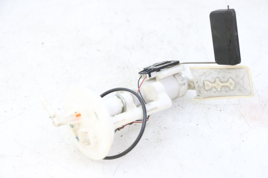 photo de BOMBA DE COMBUSTIBLE SUZUKI BURGMAN 125 (2007 - 2014)