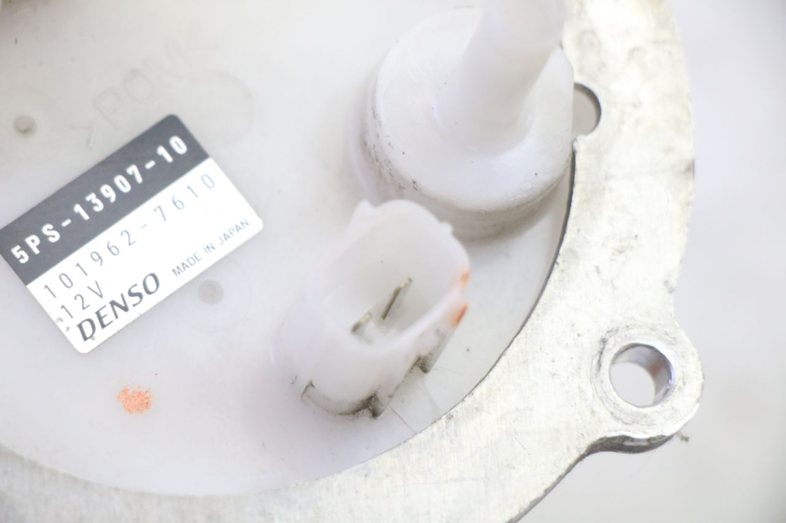 photo de BOMBA GASOLINA YAMAHA TDM ABS 900 (2002 - 2014) - Estado de la superficie y material