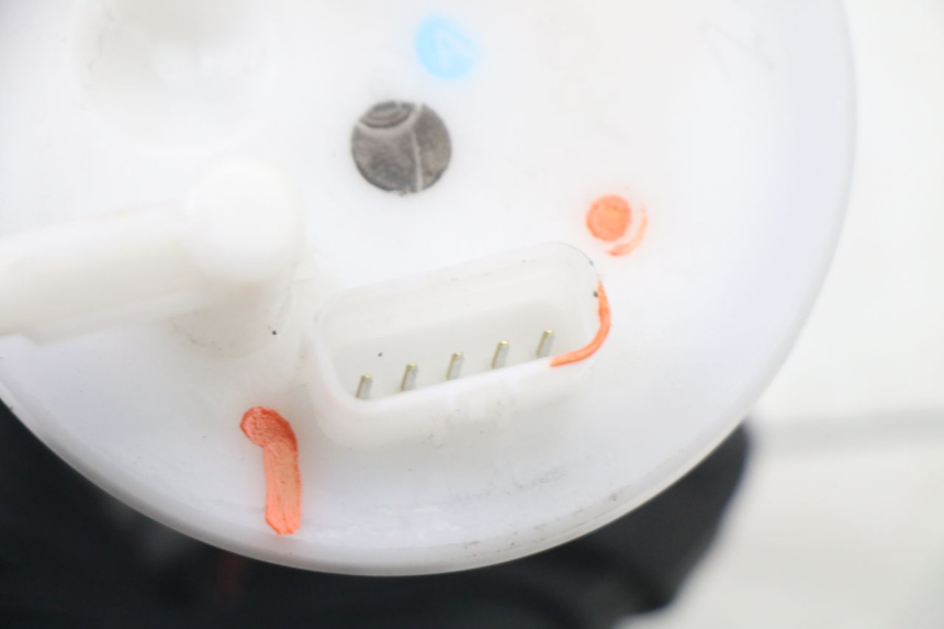 photo de BOMBA GASOLINA YAMAHA TRACER 7 700 (2020 - 2024) - Vista general del producto