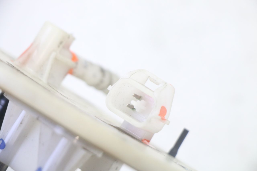 photo de BOMBA GASOLINA PEUGEOT TWEET PRO CARGO 50 (2018 - 2020)