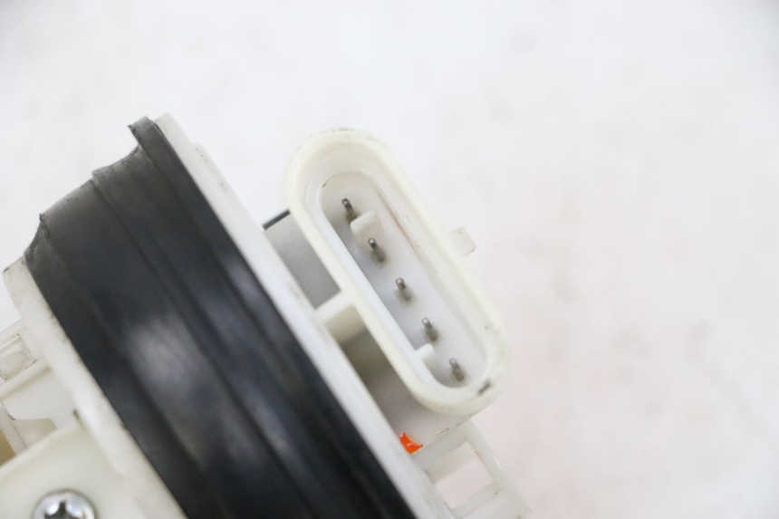 photo de BOMBA DE COMBUSTIBLE PIAGGIO VESPA GTS SUPER IE 125 (2009 - 2016) - Marcados y referencias originales