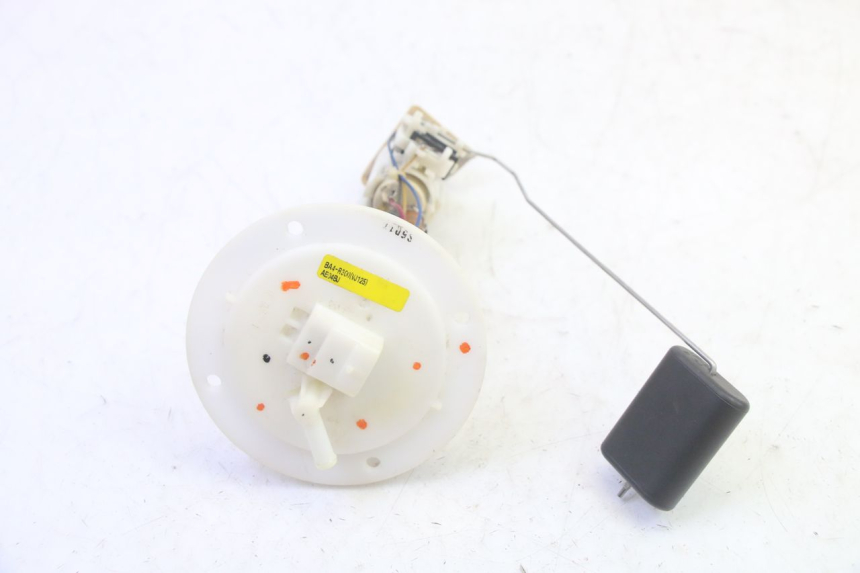 photo de BOMBA GASOLINA DAELIM VJ ROADWIN FI 125 (2008 - 2017) - Otra perspectiva