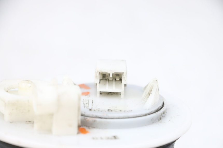 photo de BOMBA DE COMBUSTIBLE YAMAHA XMAX X-MAX 125 (2006 - 2009) - Recambio usado revisado