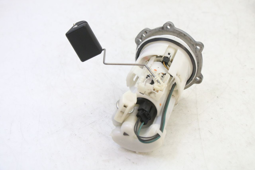 photo de BOMBA GASOLINA YAMAHA XJ6 ABS 600 (2008 - 2016)