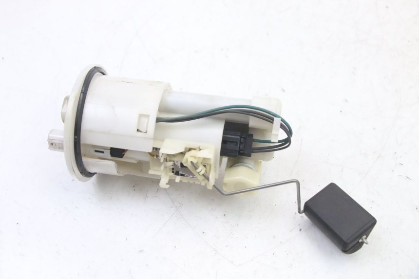 photo de BOMBA GASOLINA YAMAHA XJ6 600 (2008 - 2016)